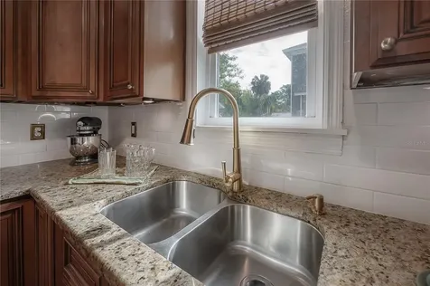 502 E Amelia Avenue Tampa FL 33602
