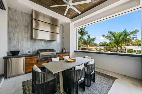 7233 Pine Needle Road Sarasota FL 34242