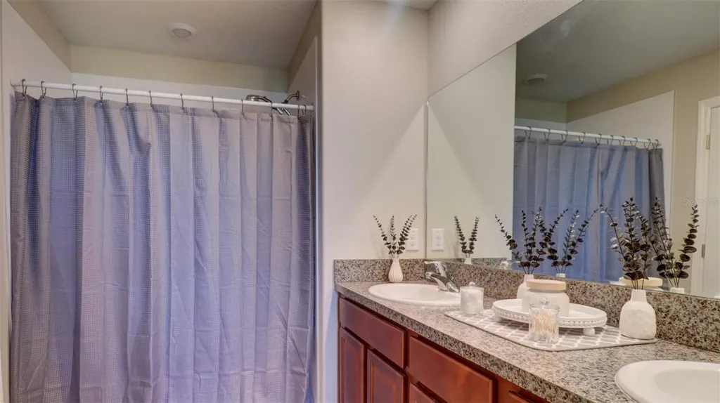 9633 Channing Hill Drive Sun City Center FL 33573