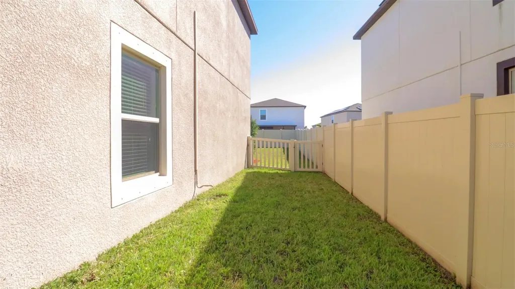 9633 Channing Hill Drive Sun City Center FL 33573