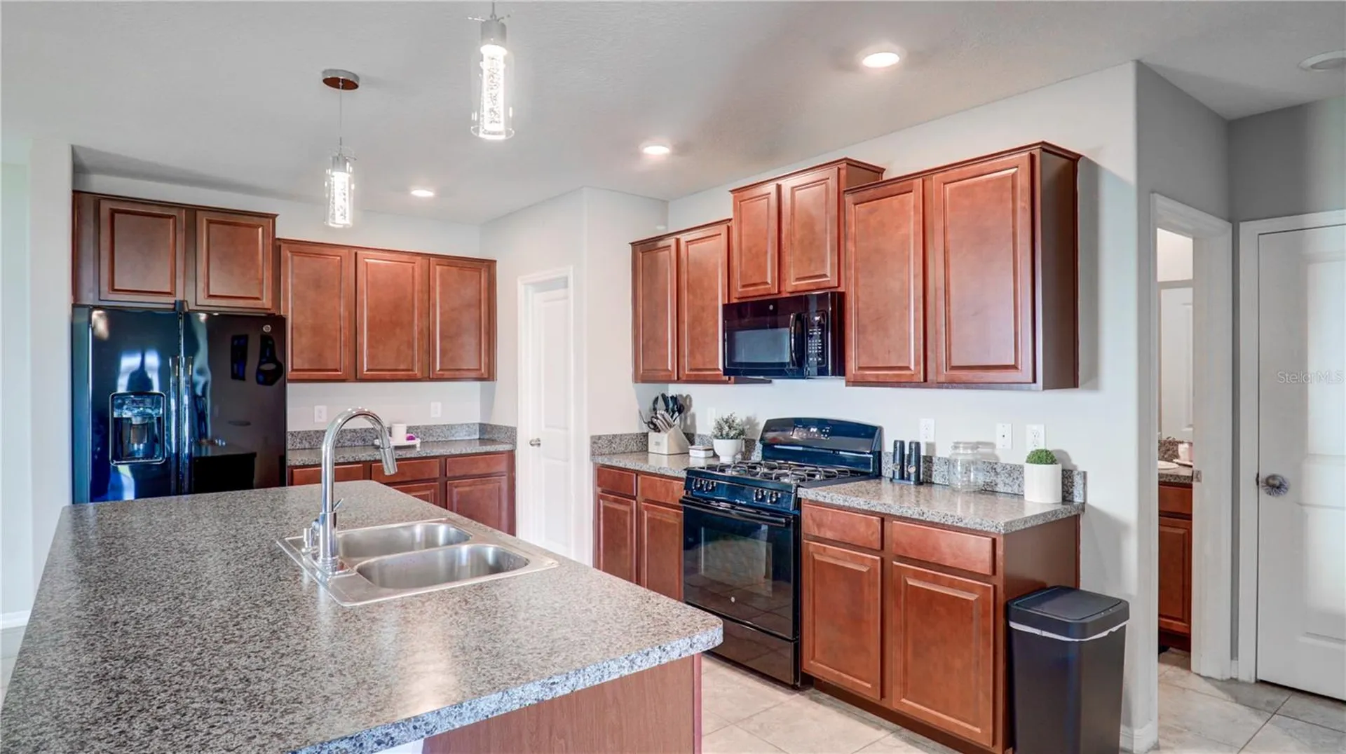 9633 Channing Hill Drive Sun City Center FL 33573