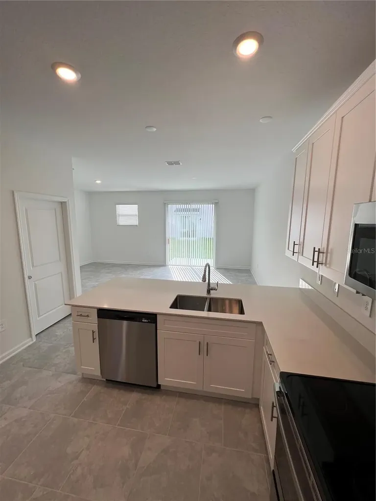 2313 Brook Marsh Loop Kissimmee FL 34747