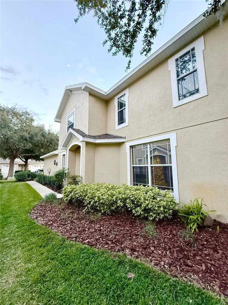6517 Spring Oak Court Tampa FL 33625