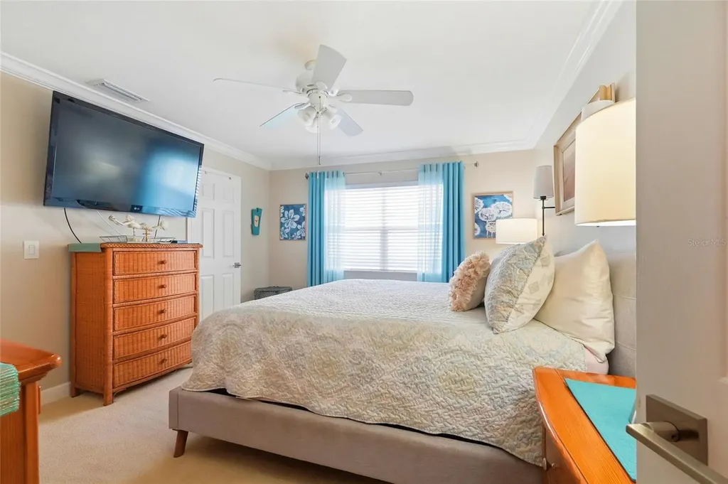 3985 Overlook Bend Sarasota FL 34232