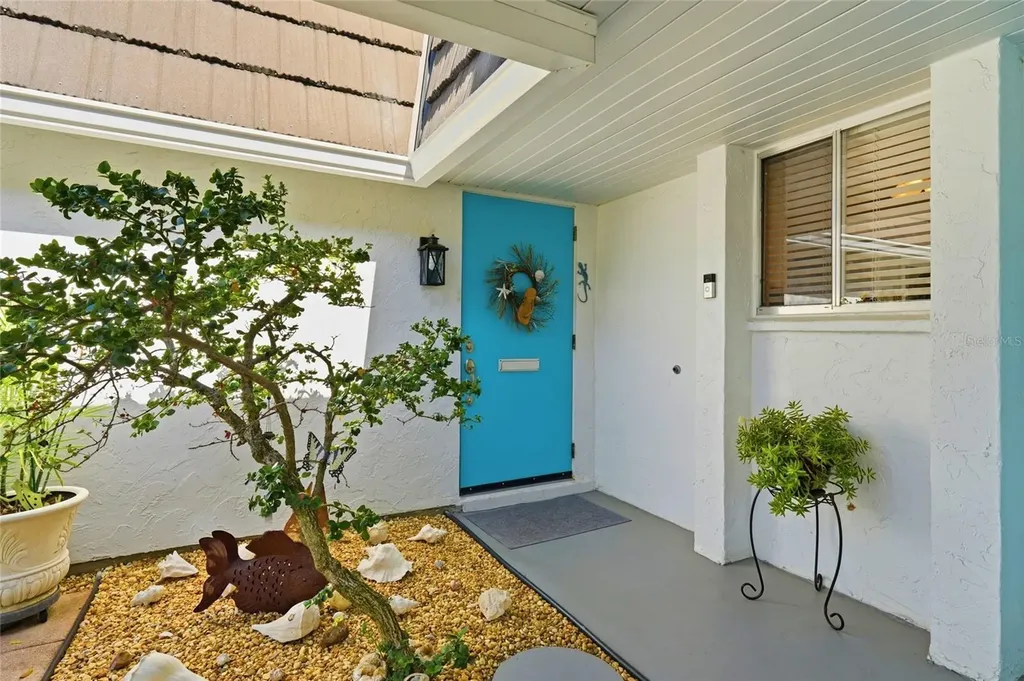 3985 Overlook Bend Sarasota FL 34232
