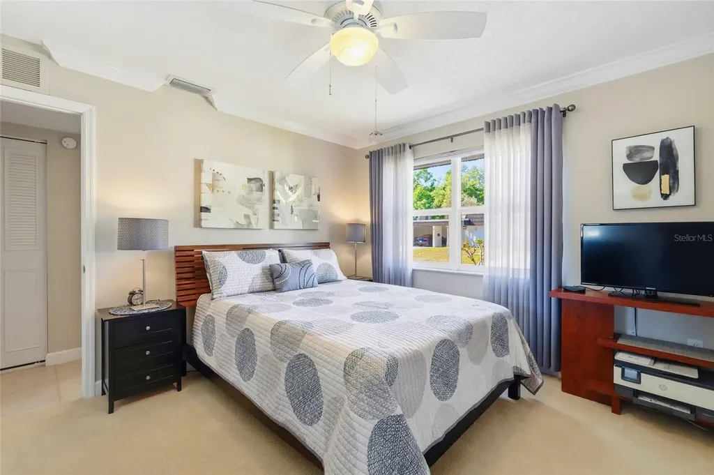 3985 Overlook Bend Sarasota FL 34232