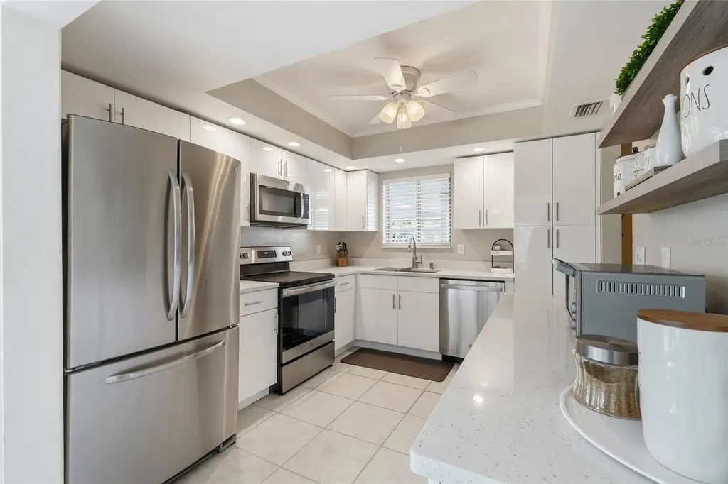 3985 Overlook Bend Sarasota FL 34232