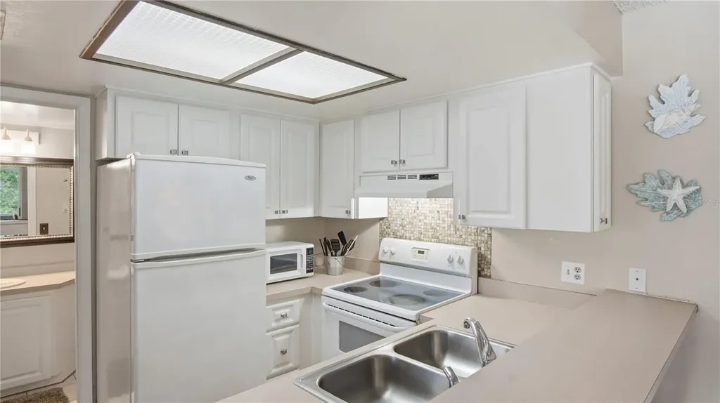 20800 River Drive Dunnellon FL 34431