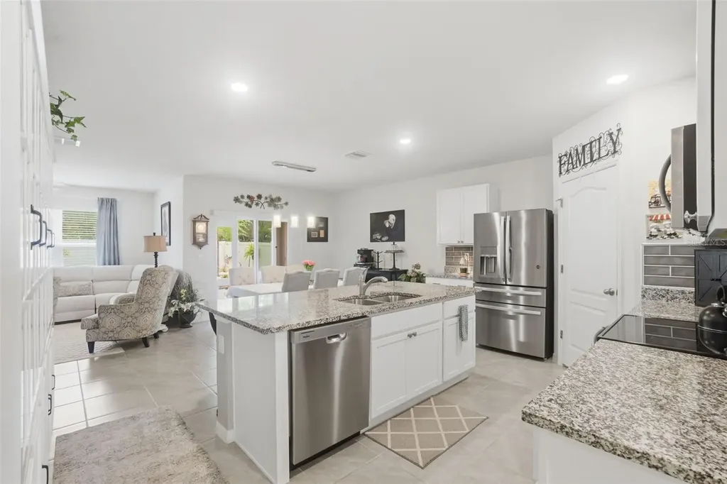 807 Amhurst Drive Orange City FL 32763