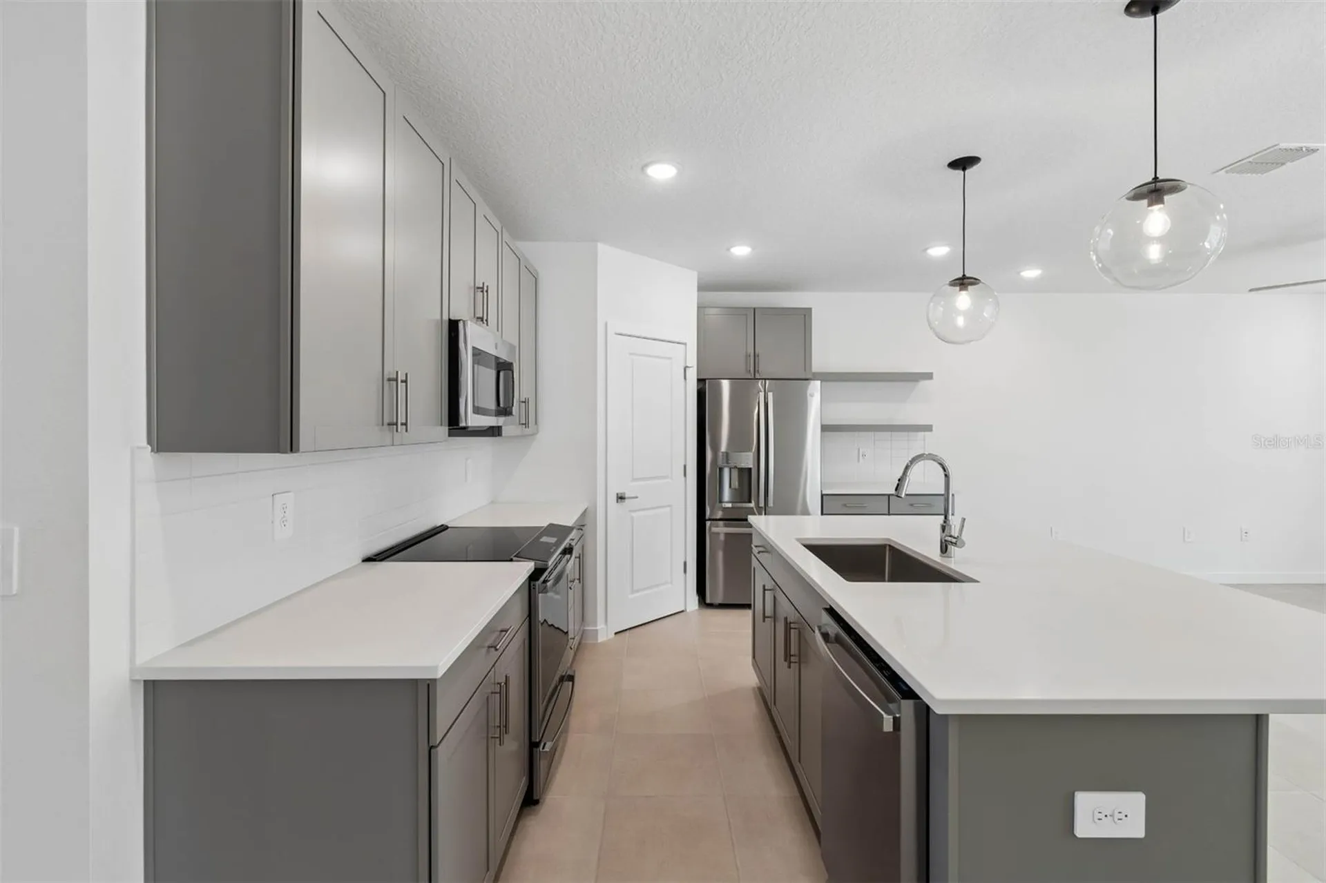 3126 Rein Avenue Davenport FL 33837