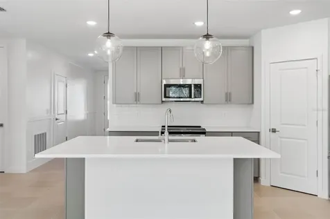 3126 Rein Avenue Davenport FL 33837