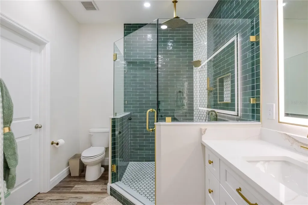 807 Garden Oaks Square Seffner FL 33584