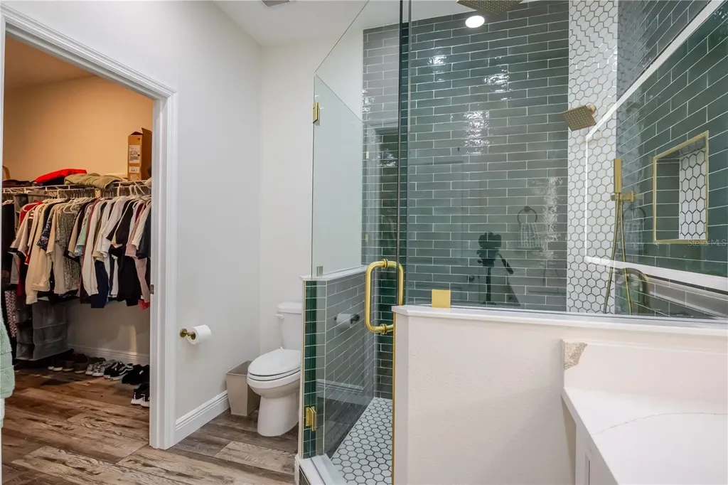 807 Garden Oaks Square Seffner FL 33584