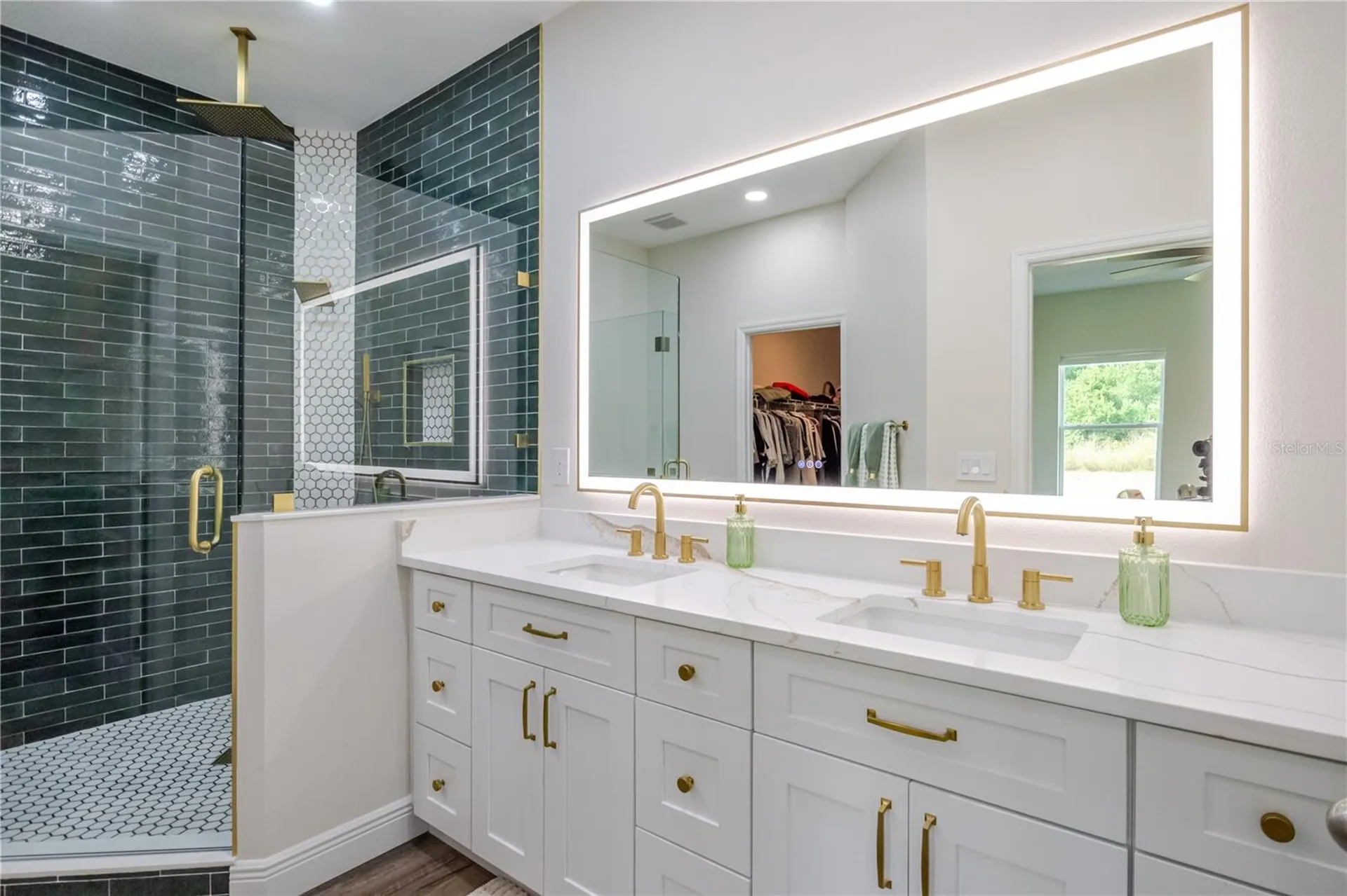 807 Garden Oaks Square Seffner FL 33584