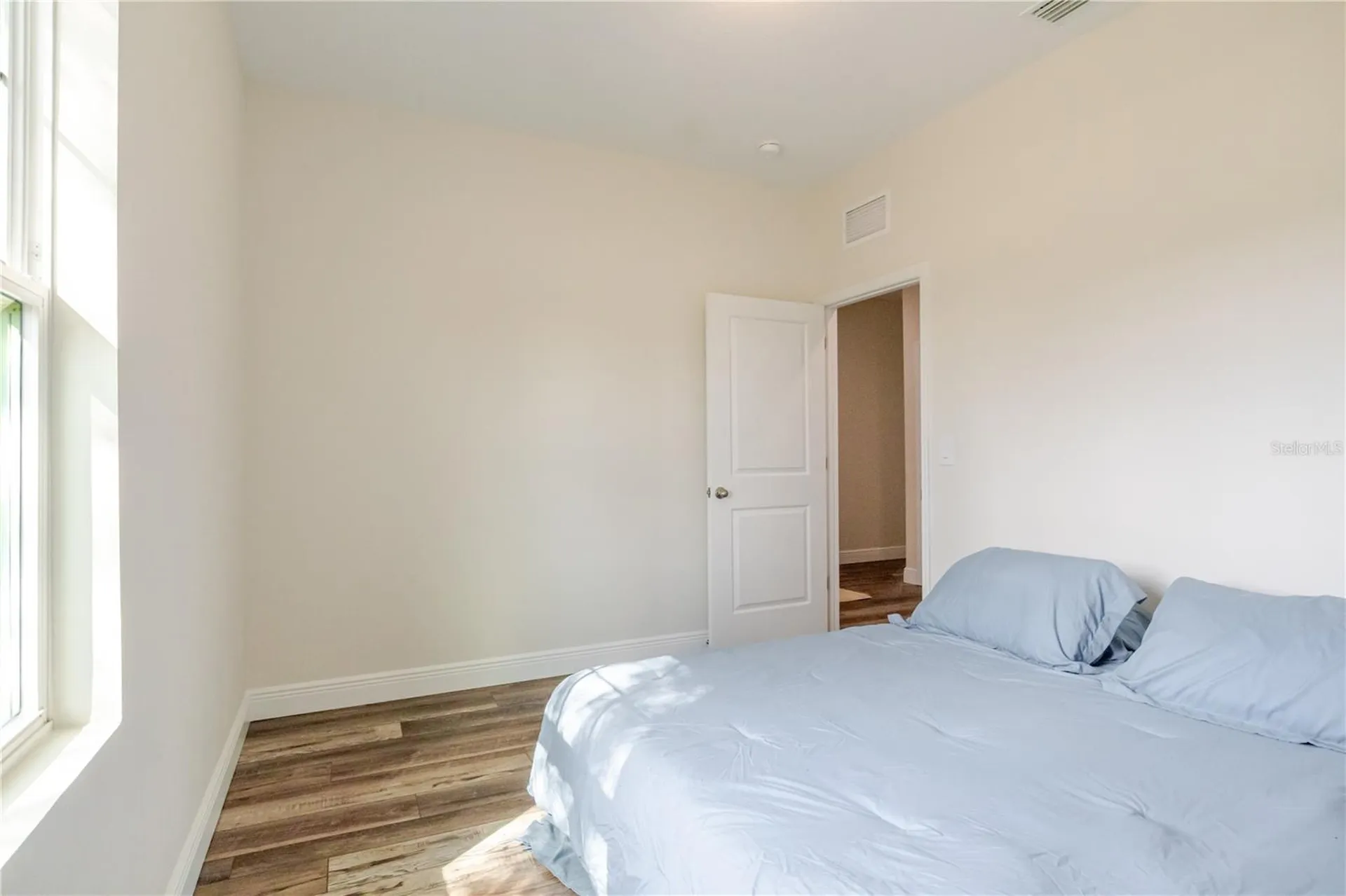 807 Garden Oaks Square Seffner FL 33584