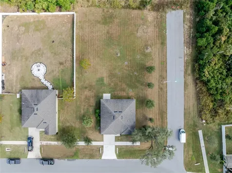807 Garden Oaks Square Seffner FL 33584