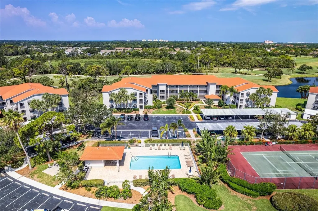 9320 Clubside Circle Sarasota FL 34238
