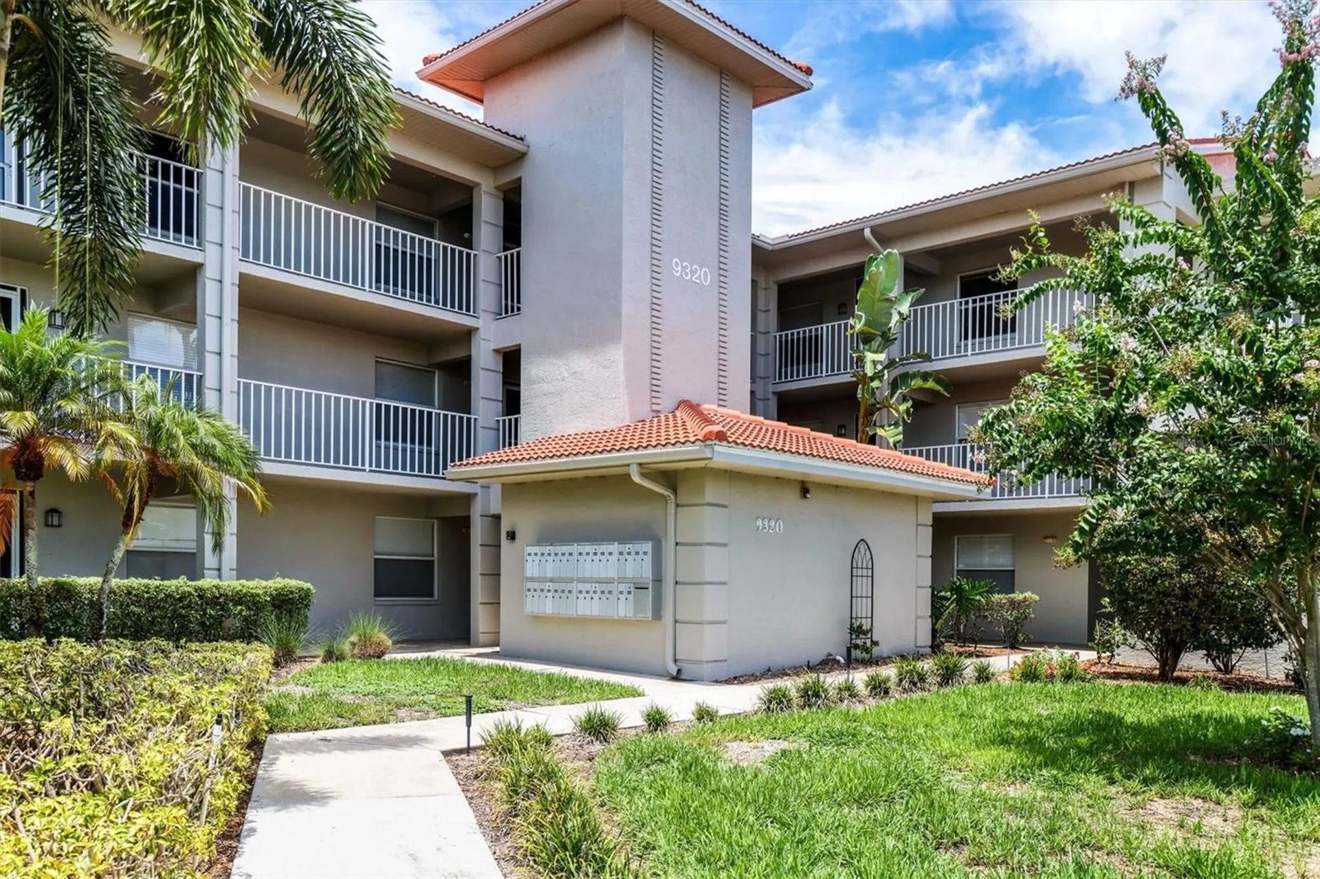 9320 Clubside Circle Sarasota FL 34238