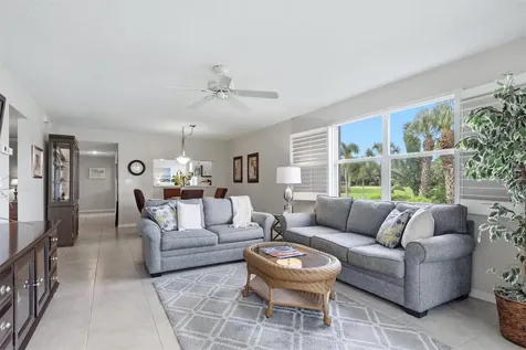 9320 Clubside Circle Sarasota FL 34238