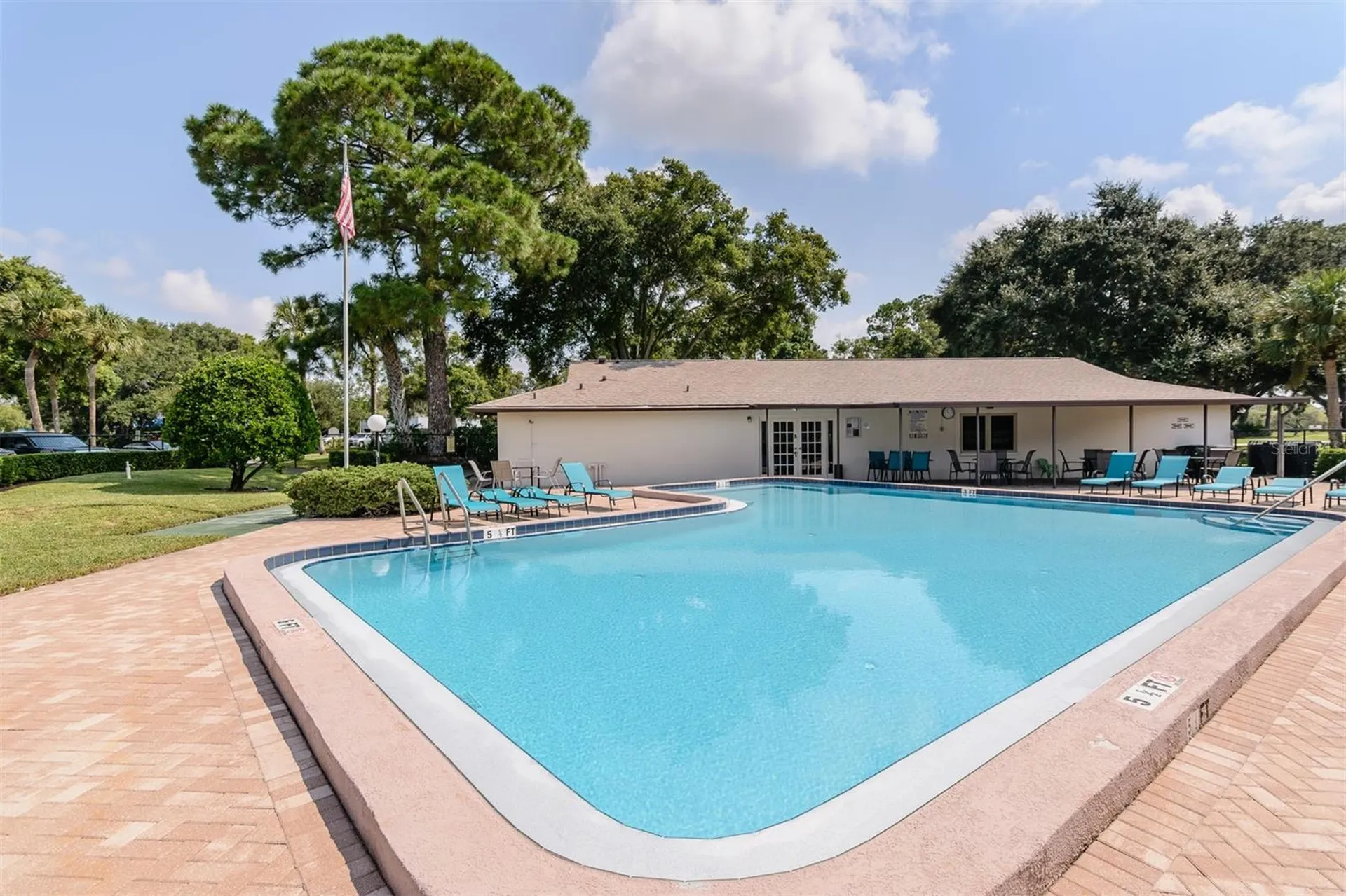 2444 Enterprise Road Clearwater FL 33763