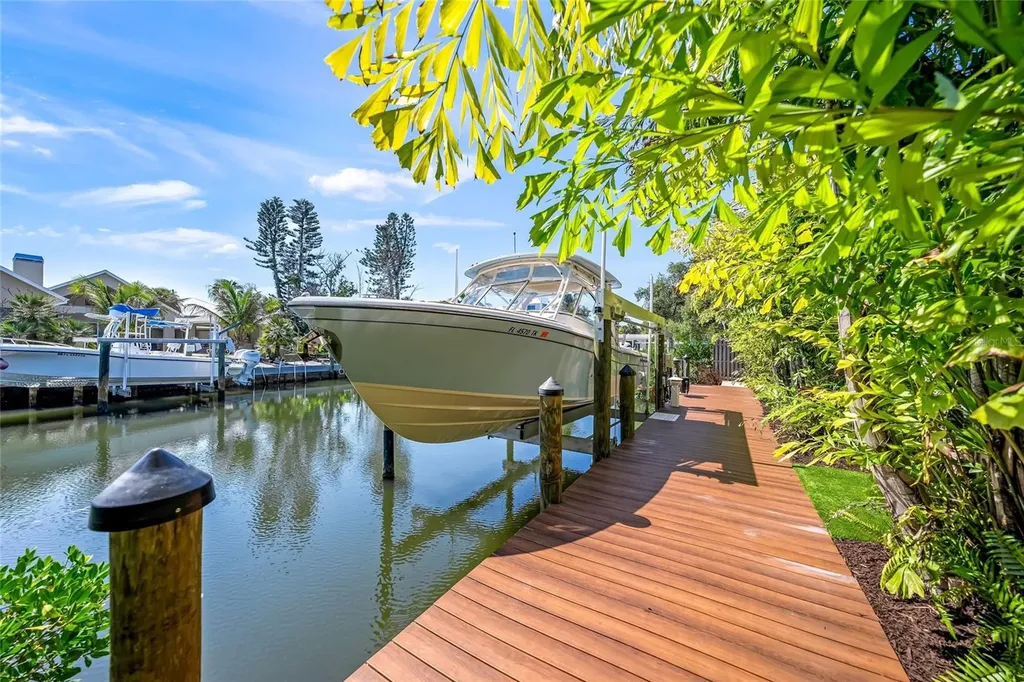 209 Willow Avenue Anna Maria FL 34216