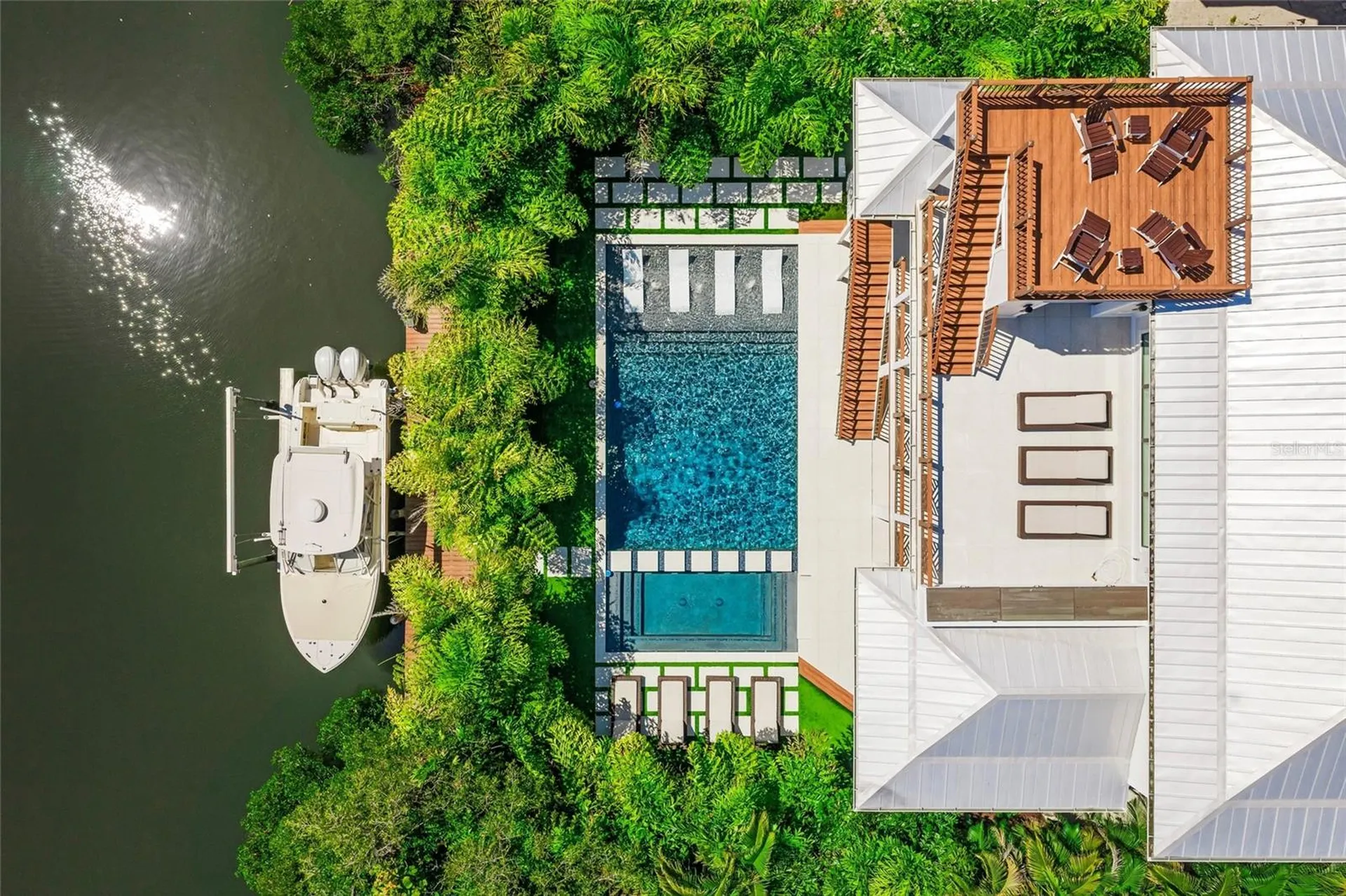 209 Willow Avenue Anna Maria FL 34216