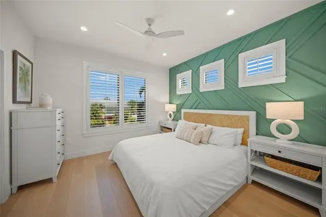 209 Willow Avenue Anna Maria FL 34216