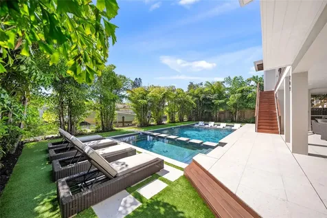209 Willow Avenue Anna Maria FL 34216