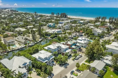 209 Willow Avenue Anna Maria FL 34216
