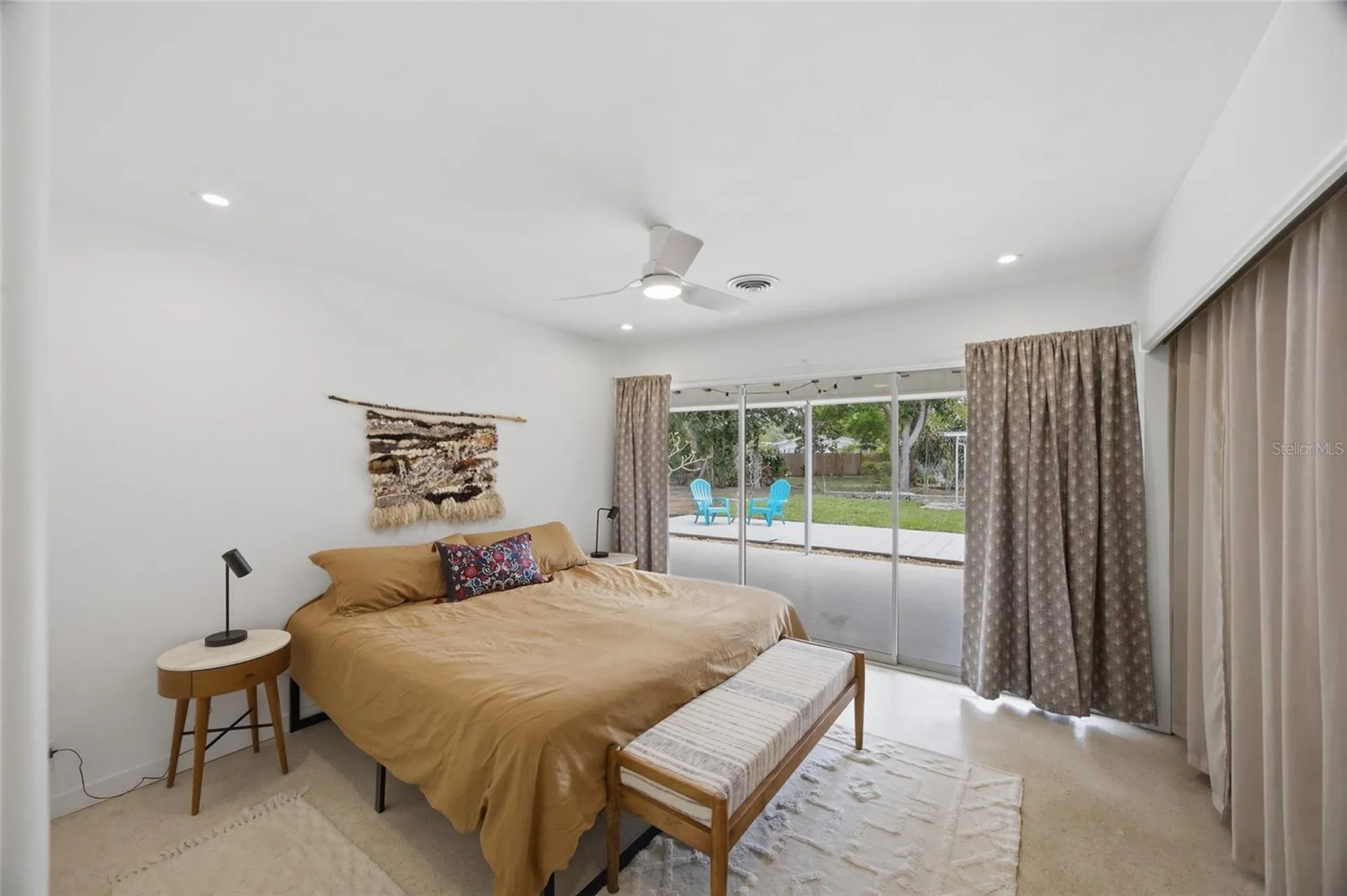 615 Fontana Lane Bradenton FL 34209