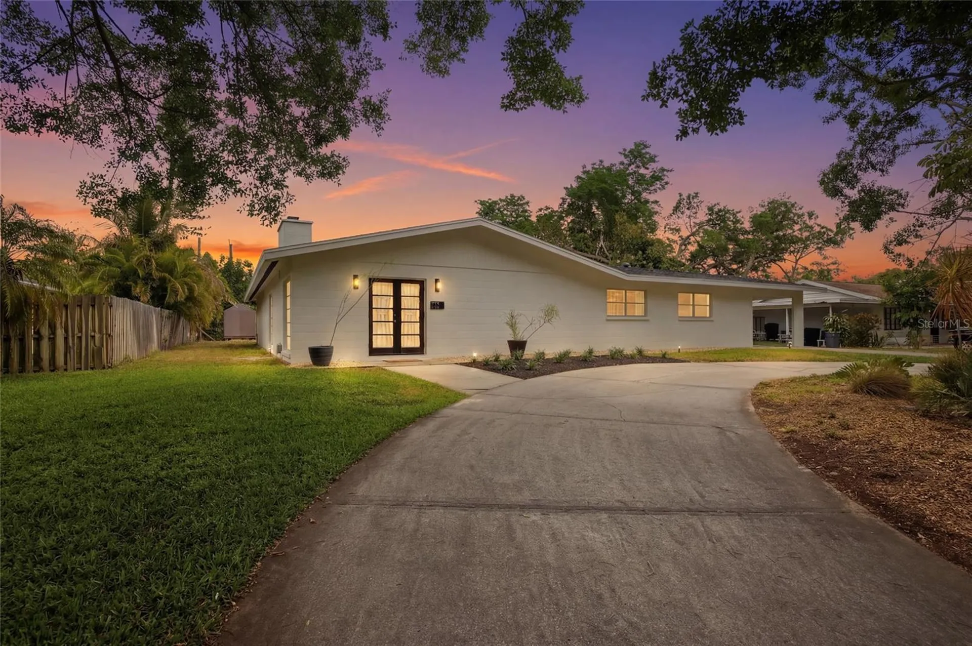 615 Fontana Lane Bradenton FL 34209