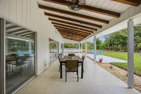 615 Fontana Lane Bradenton FL 34209