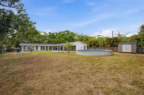 615 Fontana Lane Bradenton FL 34209