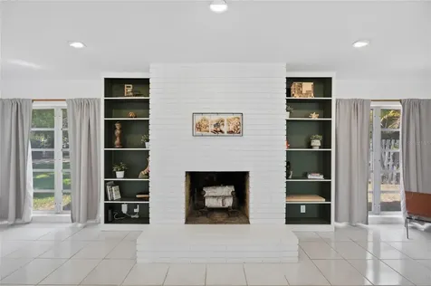 615 Fontana Lane Bradenton FL 34209