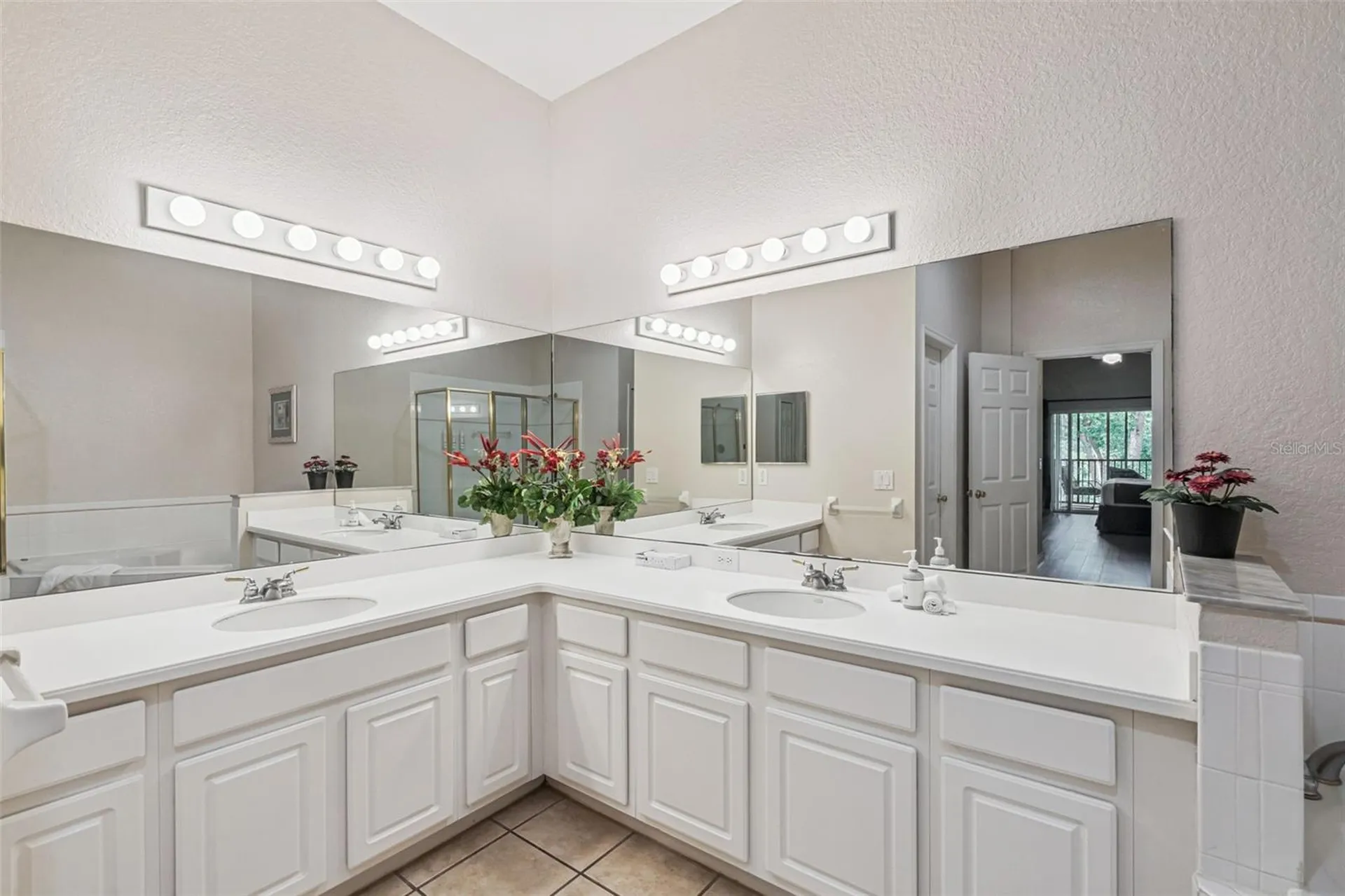 810 Lucaya Loop Davenport FL 33897