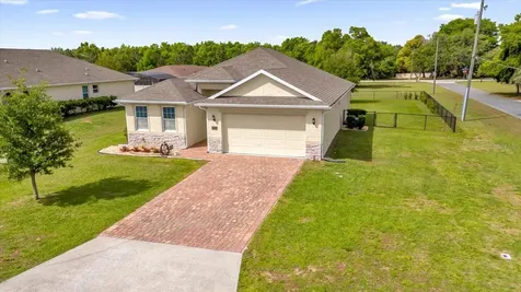 699 S Dixie Drive Howey In The Hills FL 34737