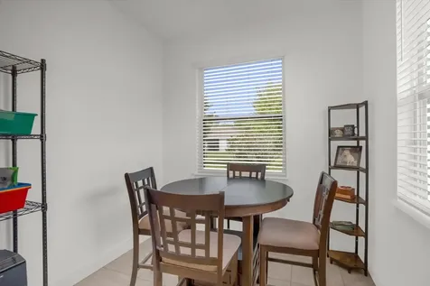 699 S Dixie Drive Howey In The Hills FL 34737