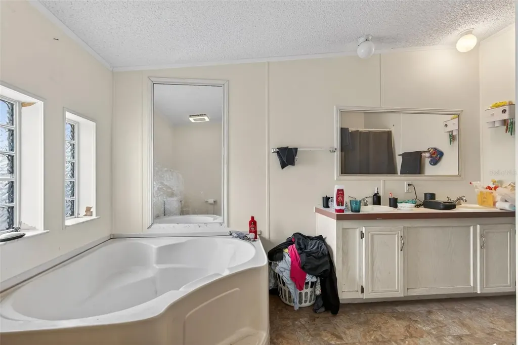 14182 SE 62nd Court Summerfield FL 34491