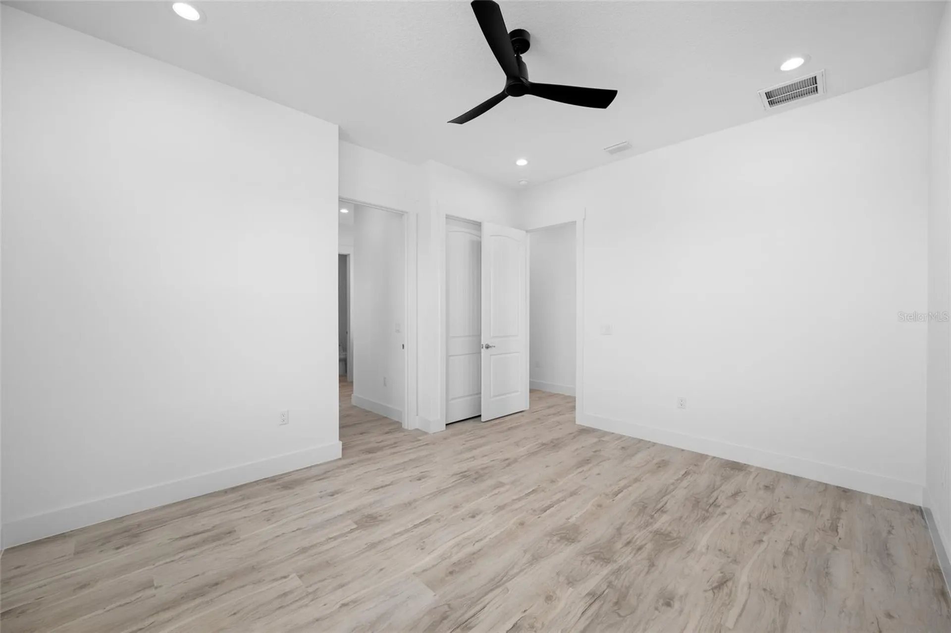 11460 7th Street E Treasure Island FL 33706