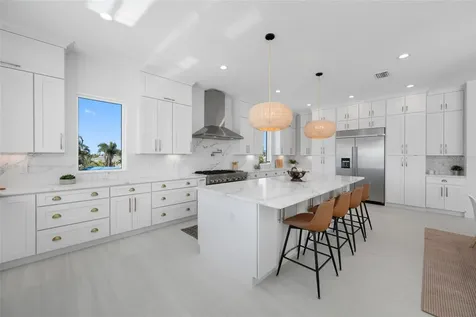 11460 7th Street E Treasure Island FL 33706