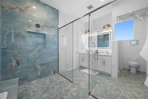 11460 7th Street E Treasure Island FL 33706