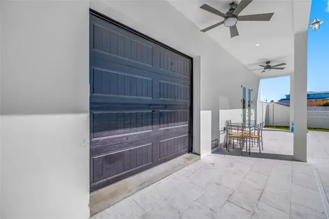 11460 7th Street E Treasure Island FL 33706