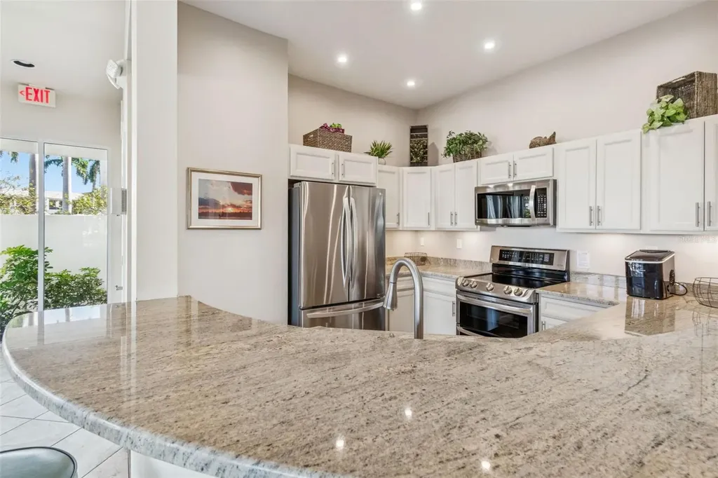 6000 Bahia Del Mar Circle St Petersburg FL 33715