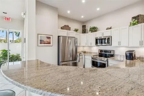 6000 Bahia Del Mar Circle St Petersburg FL 33715