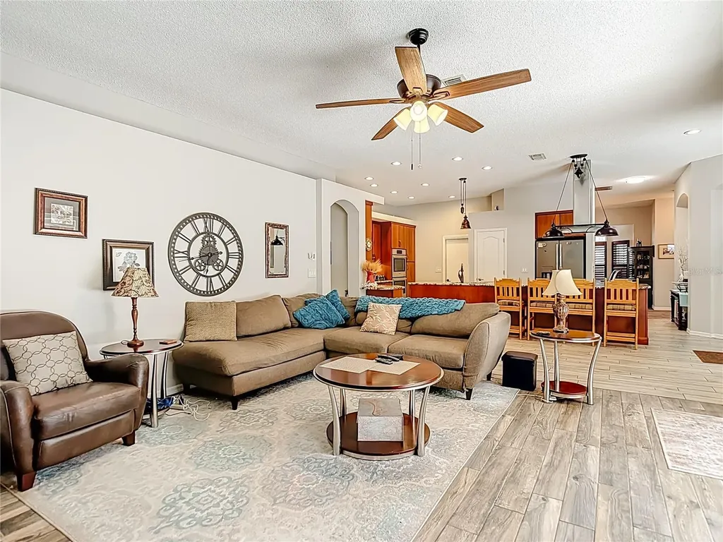 2087 Breezy Way Spring Hill FL 34608
