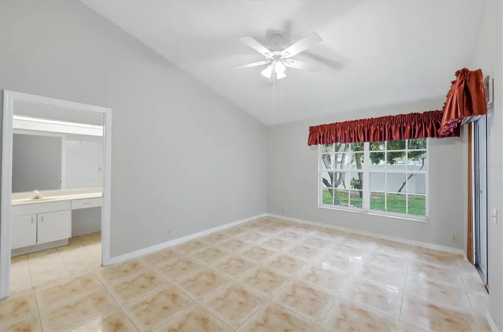 4738 Dundee Drive Bradenton FL 34210