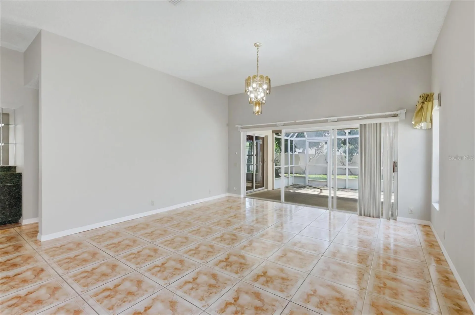4738 Dundee Drive Bradenton FL 34210