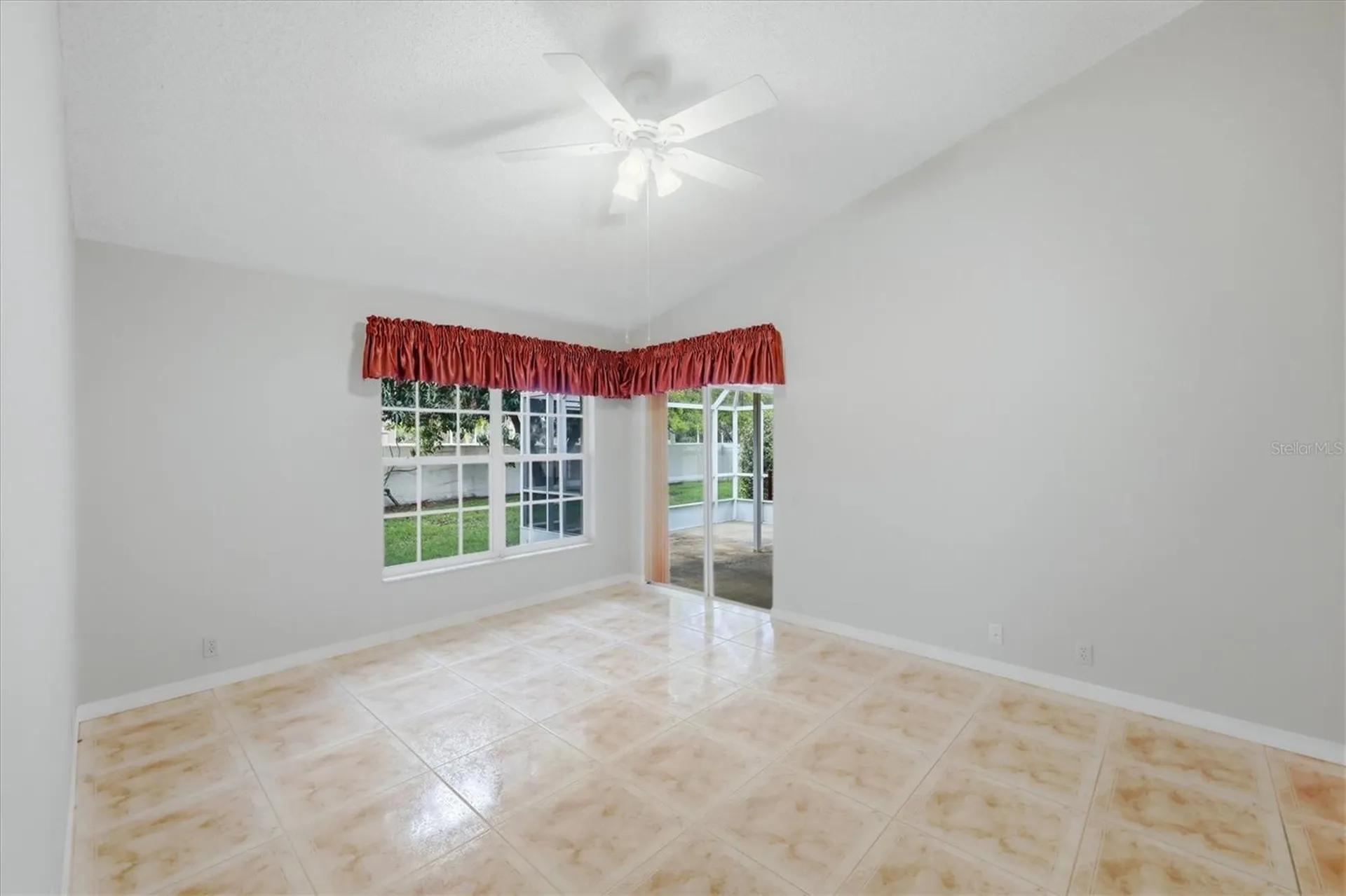4738 Dundee Drive Bradenton FL 34210