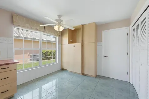 4738 Dundee Drive Bradenton FL 34210
