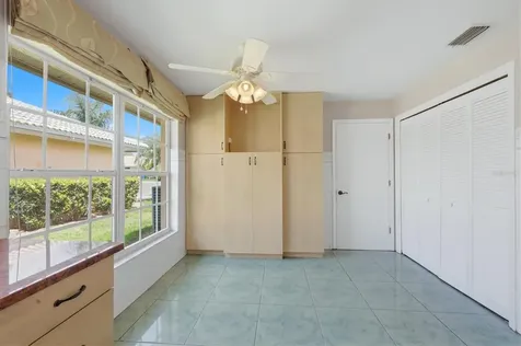 4738 Dundee Drive Bradenton FL 34210